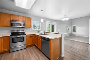 19770 E Lasalle Dr, Aurora, CO 80013 - Photo 9