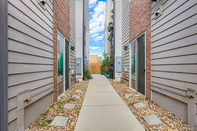 3411 N Albion Street #2-2, Denver, CO 80207 - Photo 3