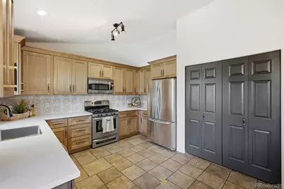 13711 Yank Way, Arvada, CO 80004 - Photo 9