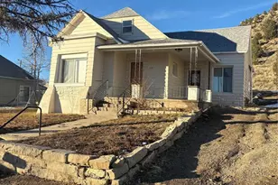 529 W Topeka Ave, Trinidad, CO 81082 - Photo 1