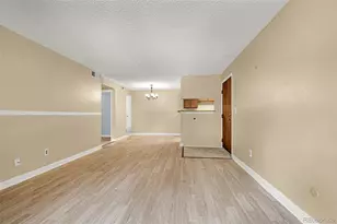 1760 S Pitkin Cir, Aurora, CO 80017 - Photo 5