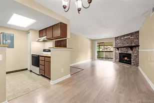1760 S Pitkin Cir, Aurora, CO 80017 - Photo 7