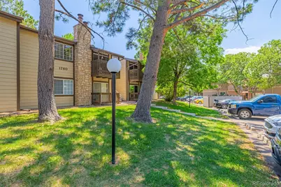 1760 S Pitkin Circle #B, Aurora, CO 80017 - Photo 3