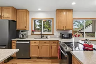 12861 W Asbury Pl, Lakewood, CO 80228 - Photo 13