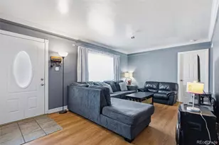 871 Victor St, Aurora, CO 80011 - Photo 3