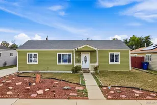 871 Victor St, Aurora, CO 80011 - Photo 1