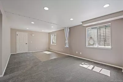 5932 S Versailles Street, Aurora, CO 80015 - Photo 25