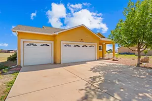 1133 E Ivanhoe Dr, Pueblo, CO 81007 - Photo 3