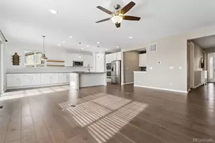 4825 S Riviera Way, Aurora, CO 80015 - Photo 9