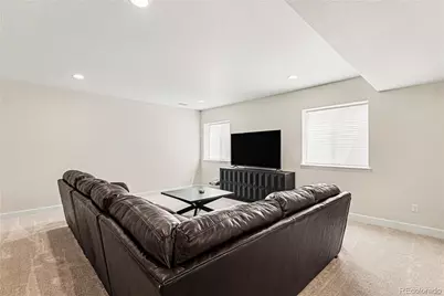4044 Haleyville Court, Aurora, CO 80019 - Photo 29