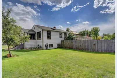105 S Newland Street, Lakewood, CO 80226 - Photo 3