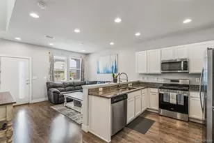 16282 E 47th Pl, Denver, CO 80239 - Photo 7