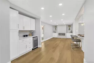 2930 Monaco St Parkway, Denver, CO 80207 - Photo 21