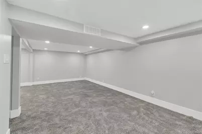 2930 Monaco St Pkwy, Denver, CO 80207 - Photo 39