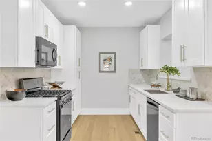 2930 Monaco St Parkway, Denver, CO 80207 - Photo 17