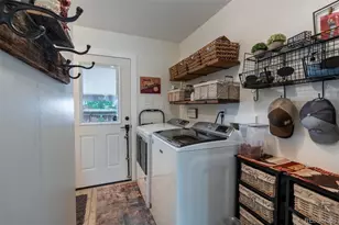 444 S Hahns Peak Ave, Pueblo, CO 81007 - Photo 17