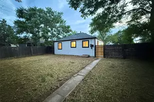 940 Moline St, Aurora, CO 80010 - Photo 3