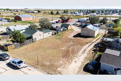 650 Washington Avenue, Bennett, CO 80102 - Photo 9