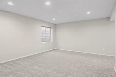 18575 E Saratoga Place, Aurora, CO 80015 - Photo 17