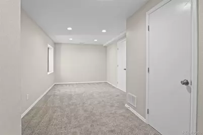 18575 E Saratoga Place, Aurora, CO 80015 - Photo 21