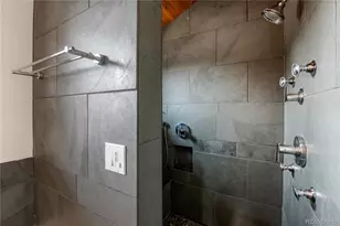 1275 S Clayton St, Denver, CO 80210 - Photo 23
