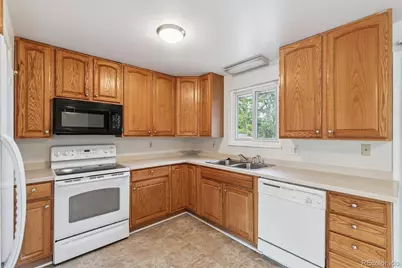 7255 E Louisiana Avenue, Denver, CO 80224 - Photo 7