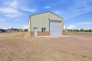 4031 Burton St, Strasburg, CO 80136 - Photo 37