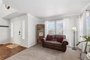 5726 Prairie Cir, Longmont, CO 80504 - Photo 3