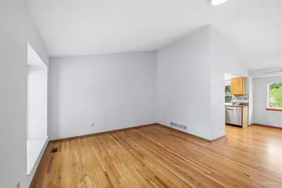 10517 Robb Drive, Broomfield, CO 80021 - Photo 5