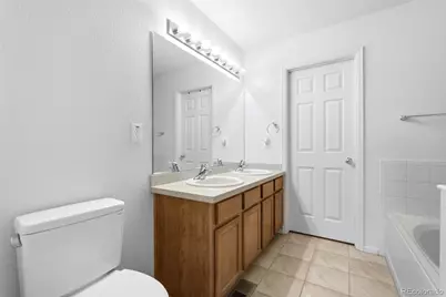 591 S Mobile Place, Aurora, CO 80017 - Photo 23