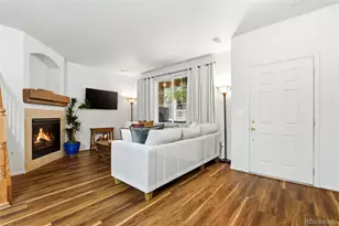 591 S Mobile Pl, Aurora, CO 80017 - Photo 5