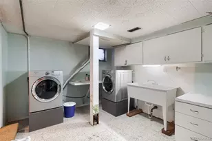 6690 E Colorado Dr, Denver, CO 80224 - Photo 25