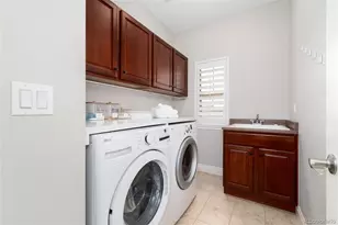 10286 Greentrail Cir, Lone Tree, CO 80124 - Photo 31