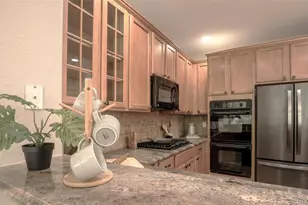 9764 Joplin St, Commerce City, CO 80022 - Photo 9