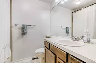 4363 S Blackhawk Way, Aurora, CO 80015 - Photo 11