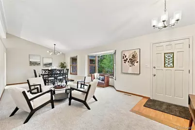 6048 Dhu Court, Longmont, CO 80503 - Photo 9