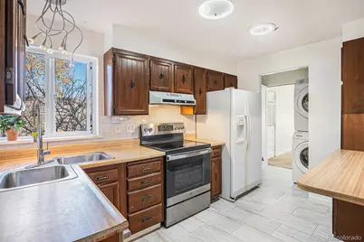 1781 N Oakland Street, Aurora, CO 80010 - Photo 5