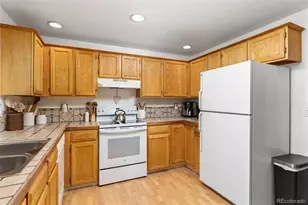18866 E Napa Dr, Aurora, CO 80013 - Photo 9
