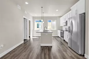 6741 S Tempe Ct, Aurora, CO 80016 - Photo 9