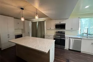 19727 E Oxford Dr, Aurora, CO 80013 - Photo 7