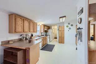 647 Wampum Ln, Jefferson, CO 80456 - Photo 7