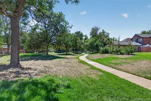 1306 S Carson Way, Aurora, CO 80012 - Photo 35