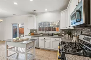 7414 S Mobile St, Aurora, CO 80016 - Photo 17