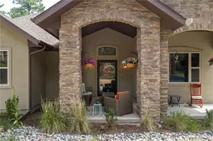 1395 Gore Cir, Larkspur, CO 80118 - Photo 3