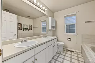 10236 Rotherwood Circle, Highlands Ranch, CO 80130 - Photo 17