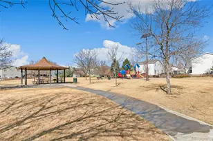 10137 Fairfax Ct, Thornton, CO 80229 - Photo 29