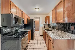 4005 S Pitkin Way, Aurora, CO 80013 - Photo 5