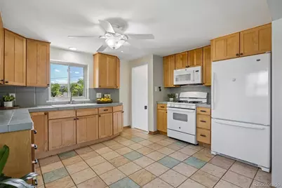 13906 W 7th Avenue, Golden, CO 80401 - Photo 11