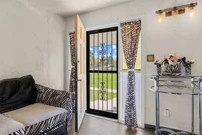 11718 E Canal Drive, Aurora, CO 80011 - Photo 5