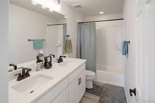 188 S Waterloo St, Aurora, CO 80018 - Photo 17